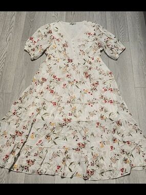 Floral V-Neck Maxi Dress in Ivory